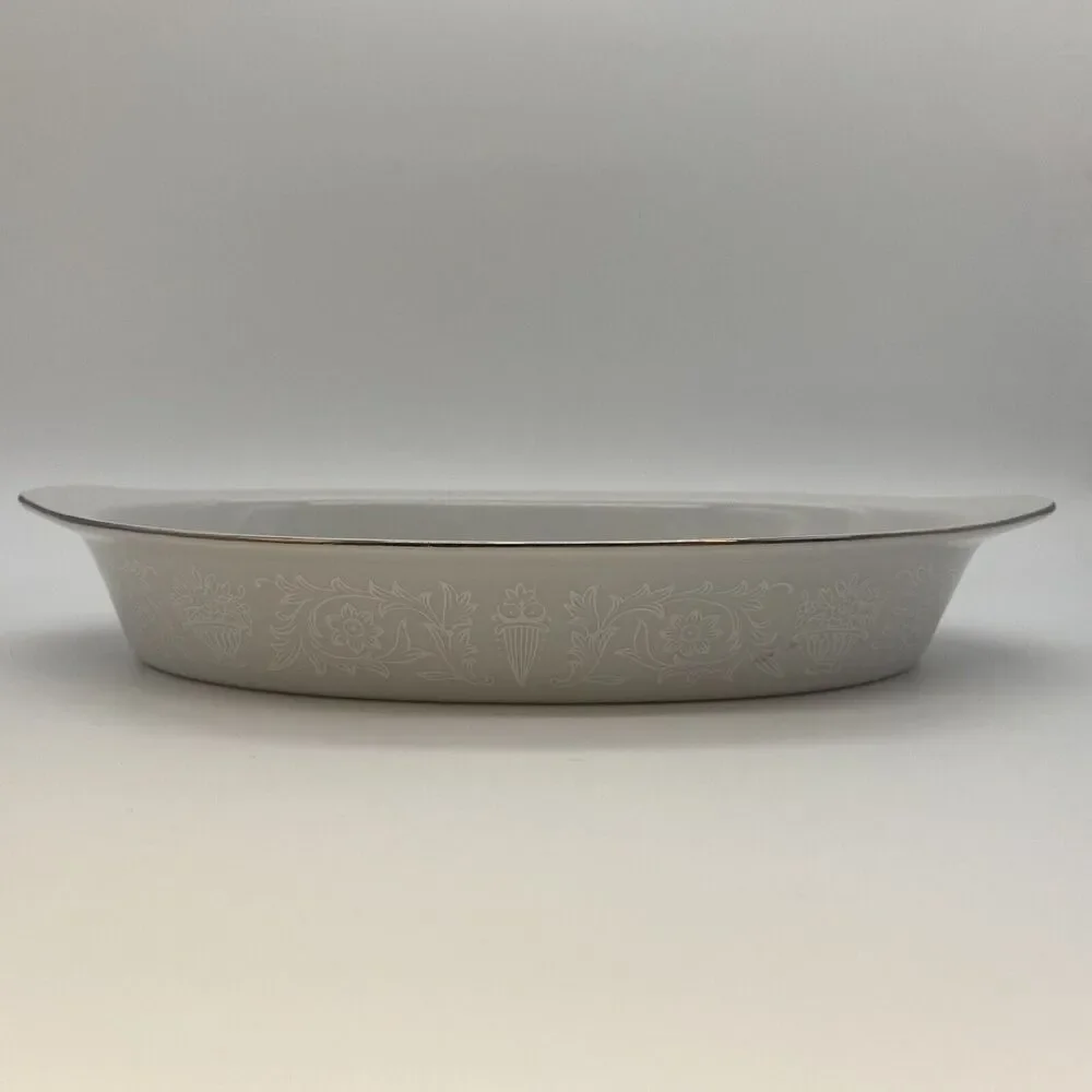 Victoria casserole dish
