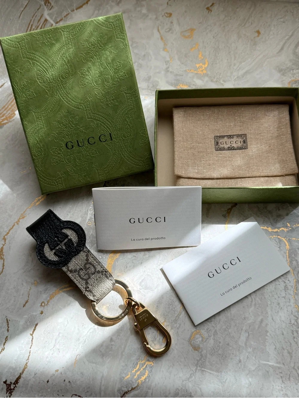 Gucci GG Supreme Interlocking G Keychain Key Holder Black Leather Gold 6” New